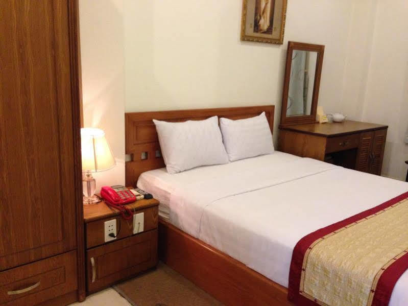 Nam Son Hotel Ho Chi Minh City Exterior photo